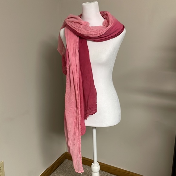 Beautiful Rose Scarf Wrap - Picture 2 of 9